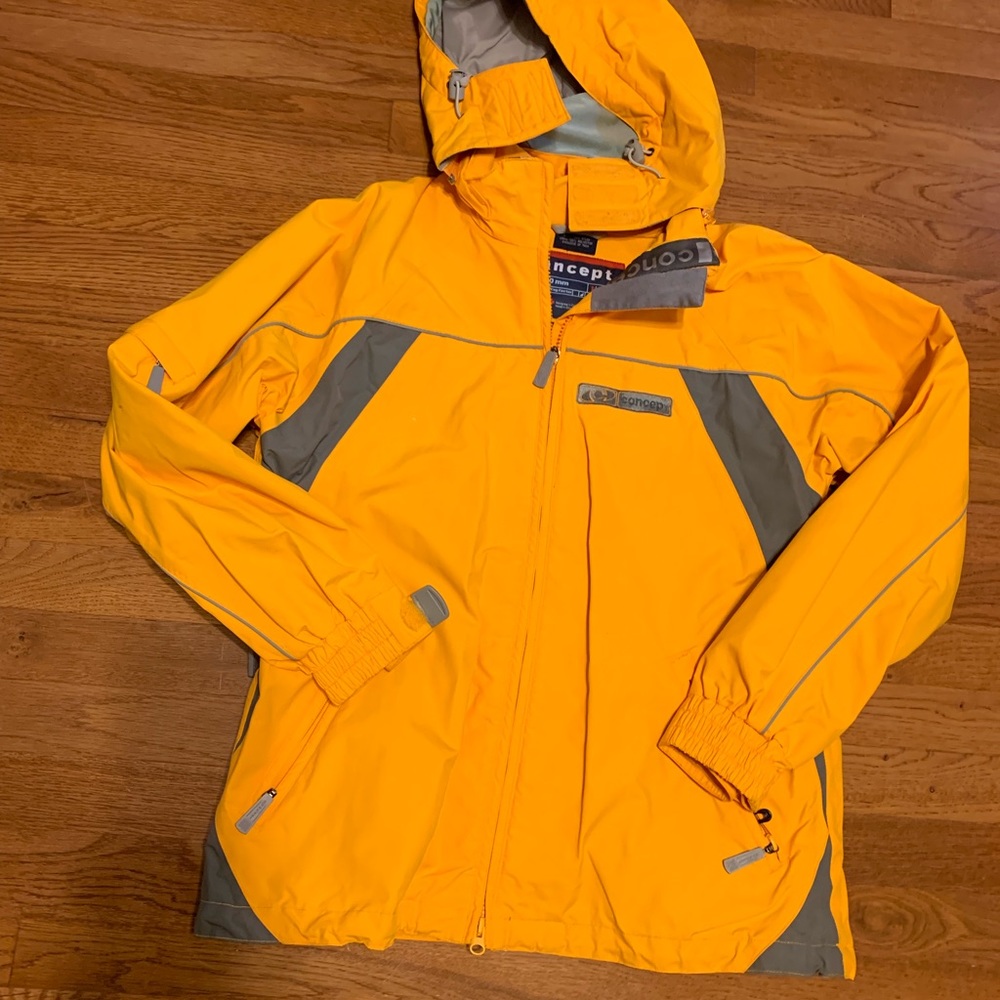 Ski jacket outer shell